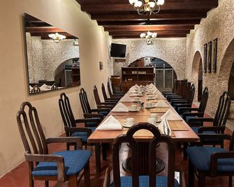 Hotel Del Patio - Flores - Restaurant