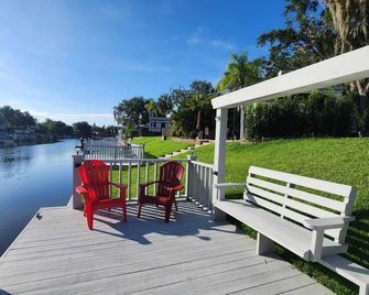 Waterfront Rv Campsite At River Ranch! Full Hookup 430 - River Ranch - Patio