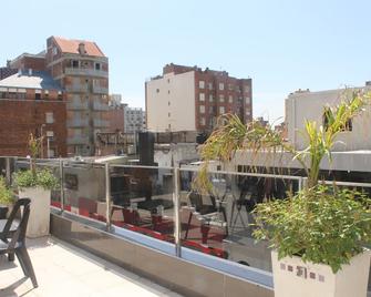 Link Cordoba Hostel - Cordoba - Balcony