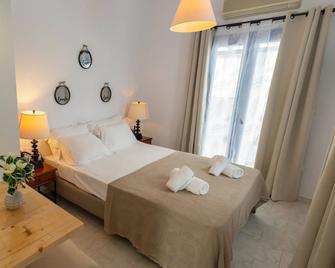 Fragoulis Village - Parikia