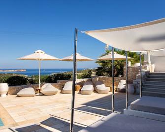 Anna Platanou Suites - Parikia - Patio