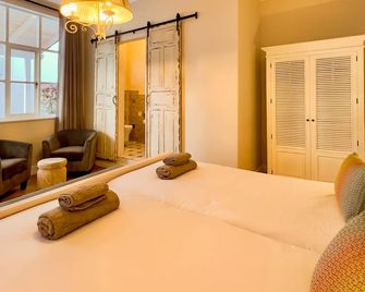 Brigadoon Guesthouse - Swakopmund - Phòng ngủ
