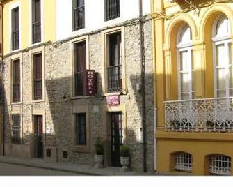 Hotel Fitu - Colunga - Budova
