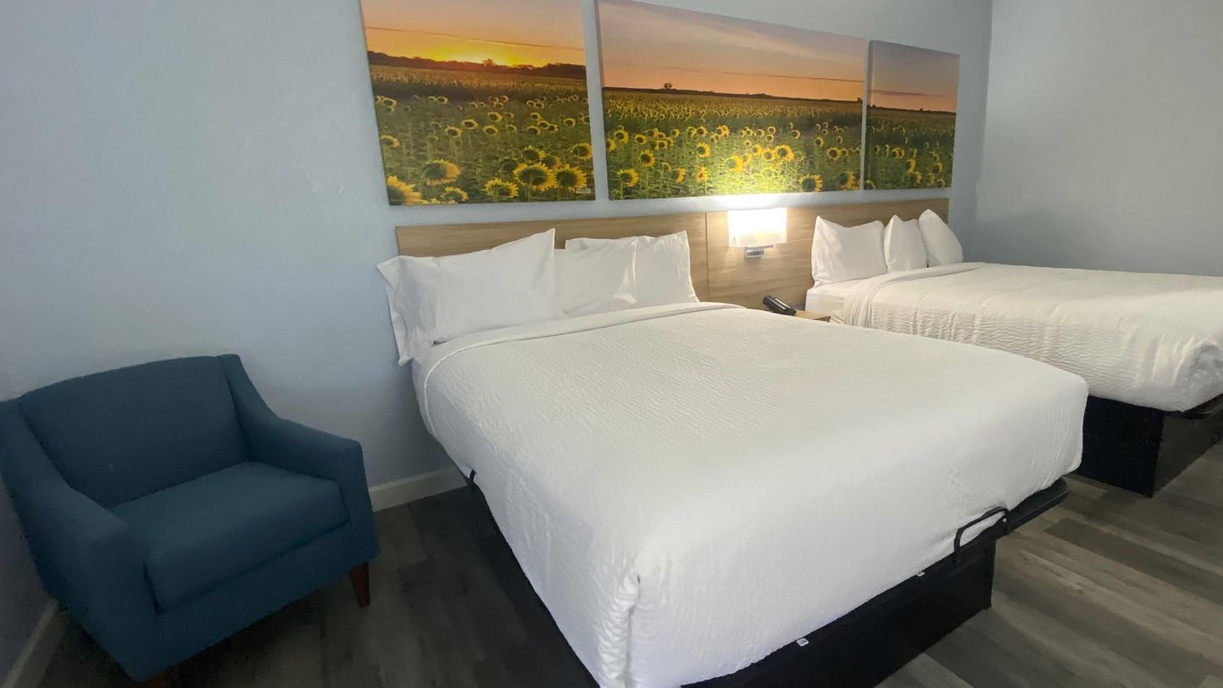 Days Inn by Wyndham Dodge City