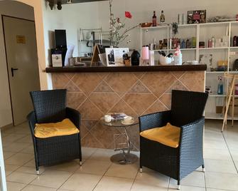 Ferienwohnung Brenda - Schillingsfürst - Bar