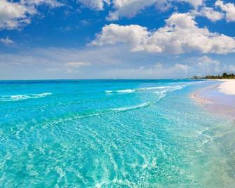Lux Private bedroom w private bath apartment in enchanting Pensacola w WIFI, AC - Pensacola - Beach
