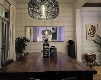 Location Location Location! Midtown Gem! - Atlanta - Menjador