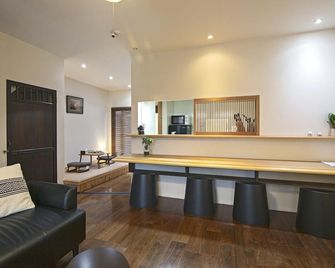 Asuka - Ōsaka - Reception