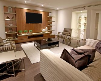 Crowne Plaza Monterrey By IHG - Monterrey - Wohnzimmer