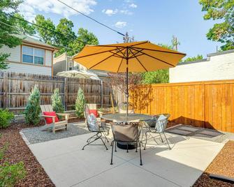 Work, Play & Relax: Walkable Denver Apt w/ Patio! - Denver - Patio