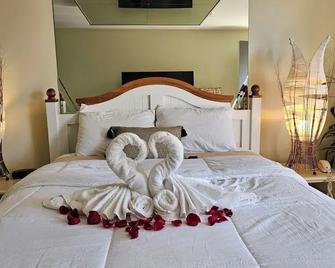 Hotel Oasis Lac St-Louis - Salaberry-de-Valleyfield - Bedroom