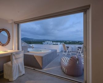 The Saint Vlassis - Νάξος - Μπαλκόνι