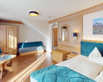 Hotel Pension Haid - St. Leonhard im Pitztal - Bedroom