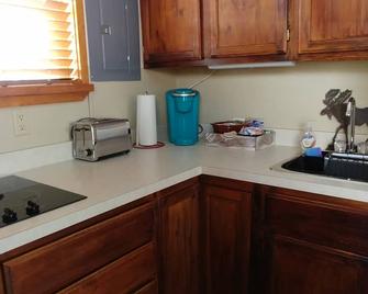 Cozy getaway in the 'Moose Viewing Capital of Colorado'! Dogs welcome! - Walden - Cocina