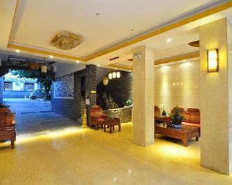 Sanlong Hotel - Honghe - Lobby