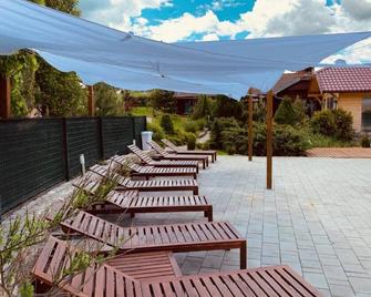 Villa Rubcic Rooms - Rakovica - Patio