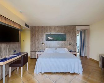 Seth Punta Prima - Sant Lluis