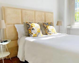 Ww Hostel & Suites - Coimbra - Yatak Odası