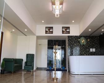 Hotel Royal Chola - Oragadam - Lobby
