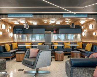 Courtyard by Marriott Washington, DC Dupont Circle - Washington, D.C. - Lounge
