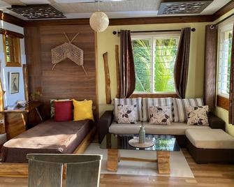 Mouggae Blues Villas - Beau Vallon - Salon