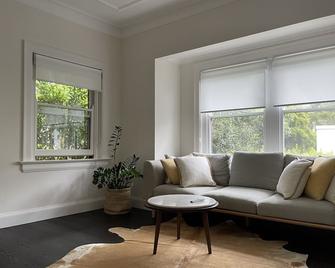 Picturesque apartment by the beach in Parsley Bay - Vaucluse - Salon