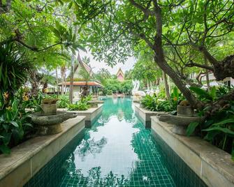 Dor-Shada Resort By The Sea - Pattaya - Havuz