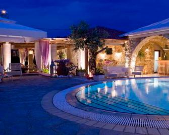 Nikoleta Luxury Villa - Thasos Town - Zwembad