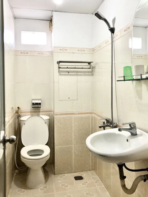 Seven Stars Hotel thumbnail 3