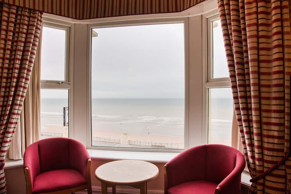 Claremont - Blackpool