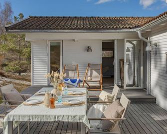 Spectacular lake plot, Stockholm archipelago, private beach - Dalarö - Patio