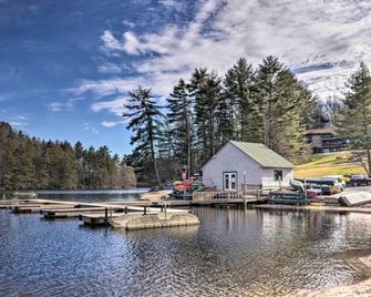 Scenic Blue Ridge Cabin Rental w/ Resort Amenities - Sapphire