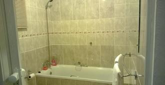 Rose Bella Bnb - Mthatha - Bathroom