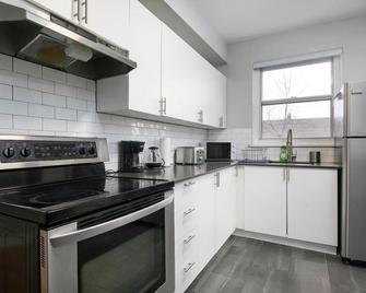 Amazing 2br On Walkley Zc1 - Montreal - Kitchen