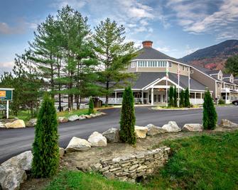 Holiday Inn Club Vacations Mount Ascutney Resort - Brownsville - Building