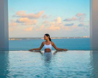 Breathless Cancun Soul Resort And Spa - Cancún