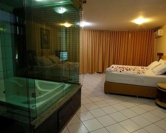 King Konfort Hotel - Maringá - Bedroom