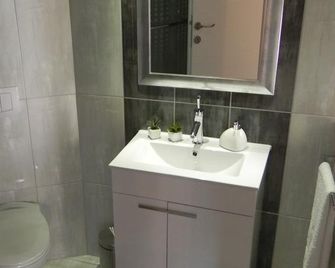 Studio Makala - Трогір