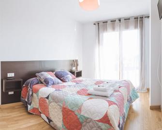 Hostal Casasnovas - Silleda - Schlafzimmer