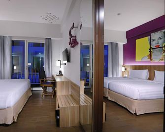 Fame Hotel Sunset Road - Denpasar - Bedroom