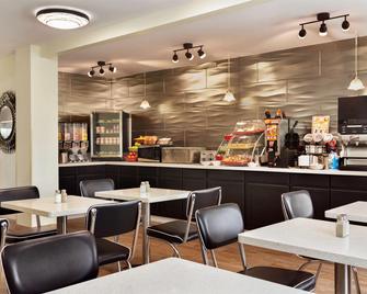 Hawthorn Extended Stay by Wyndham Saint Robert - St Robert - Restaurant