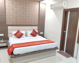 Treebo Trip Paradise - Amritsar - Bedroom