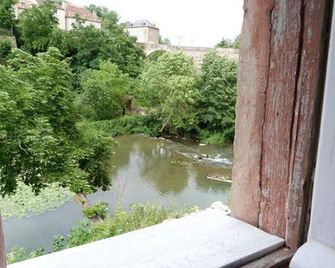 The Gite Des Onagres Semur In Auxois - Semur-en-Auxois - Varanda