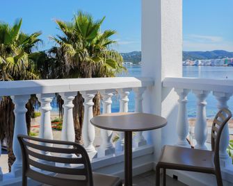 Endlss Beach & Disco Hotel Ibiza Adults Only - Sant Josep de sa Talaia - Балкон