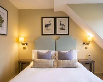 The Bottle & Glass Inn - Barn View - Room 2 - Henley-on-Thames - Bedroom