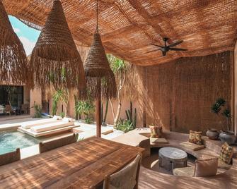 Abu X Abu - North Kuta - Patio