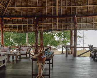 Pemba Eco Lodge - Kengeja - Restaurante