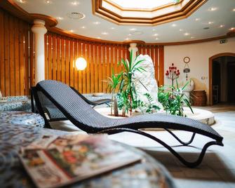 Landhotel Lindenhof - Feld am See