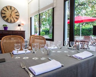 Logis Hotels - Au Colombier du Touron - Brax - Restaurant