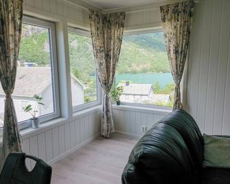 Charming Luxury apt by Unesco Jotunheimen - Årdalstangen - Sala de estar